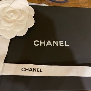 CHANEL Black and White Floral Accessory
